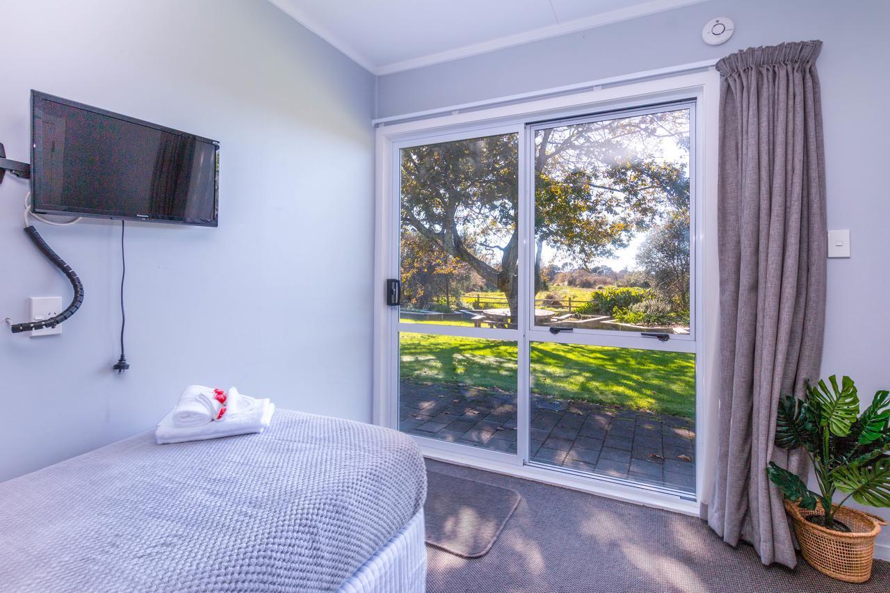 Waihi Beach Hotel Luaran gambar